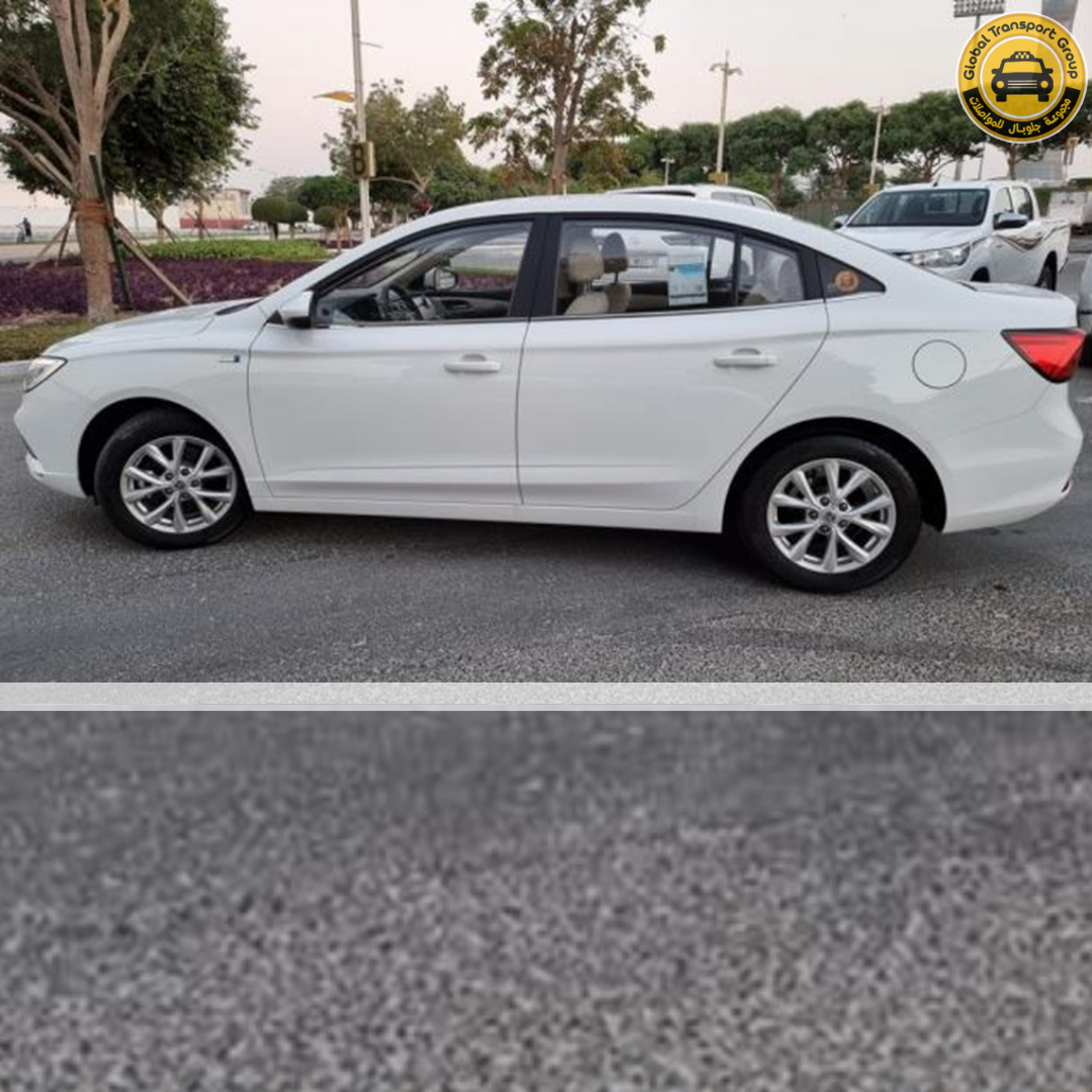MG MG 5 Sedan White 2021 - 3