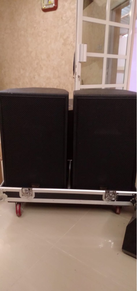 Speaker rental - 4