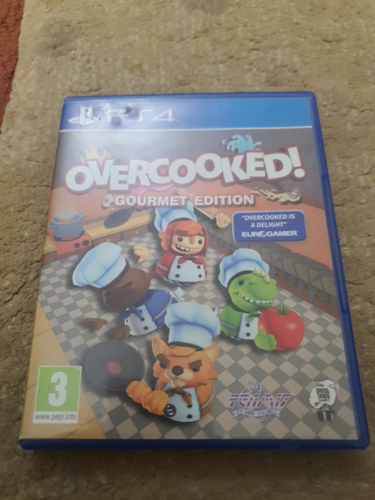 PlayStation 4 - 6