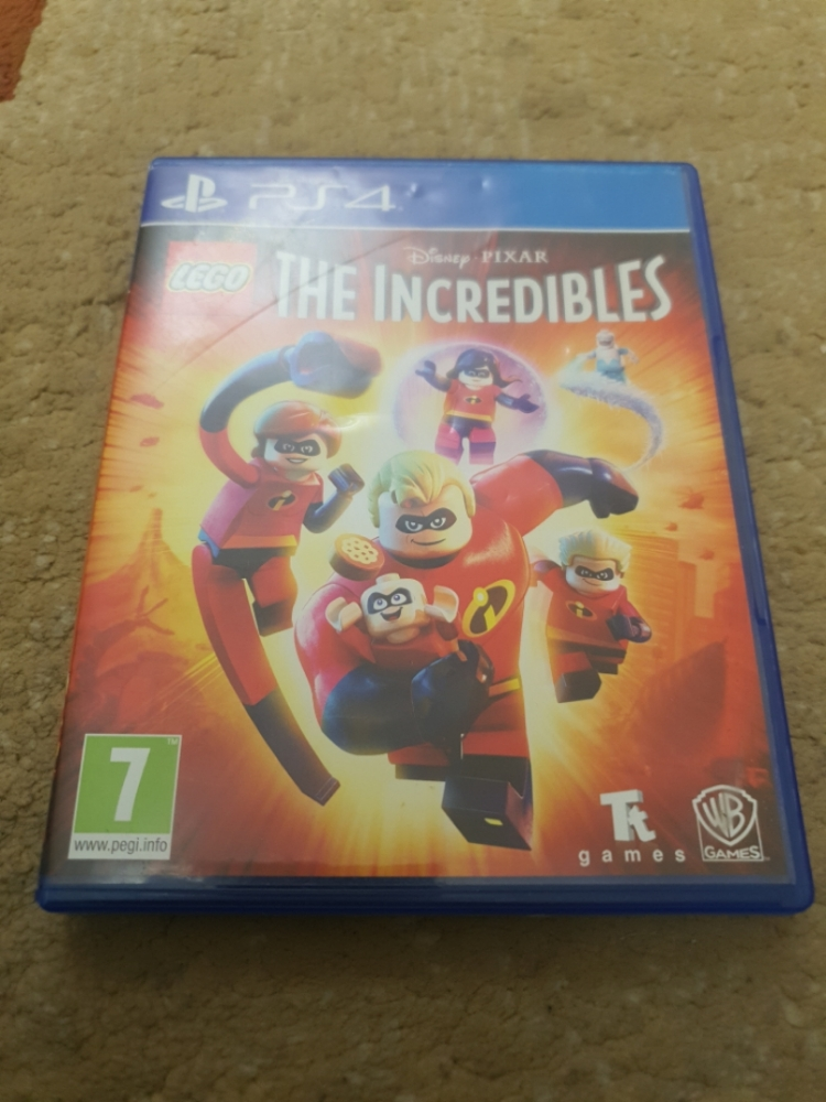 PlayStation 4 - 5