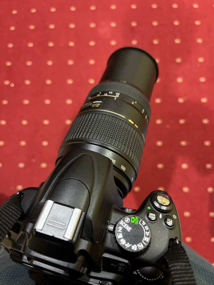 Nikon D5000 - 2