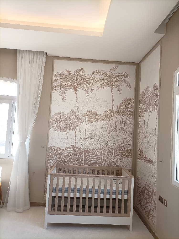 moulding frem and wallpaper - 3