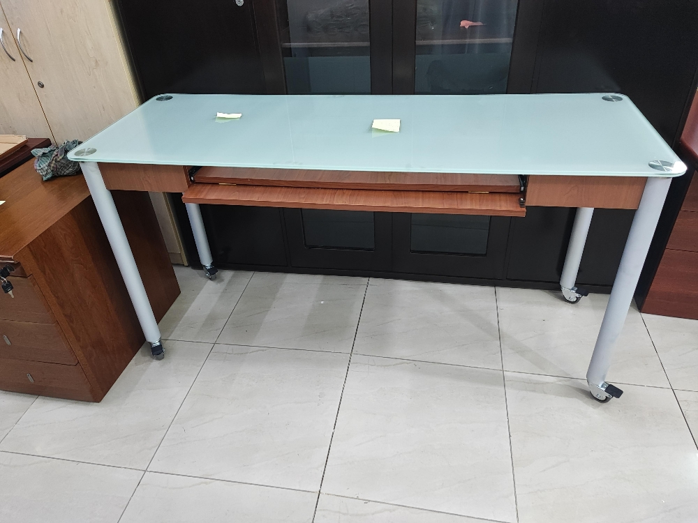 computer table - 1