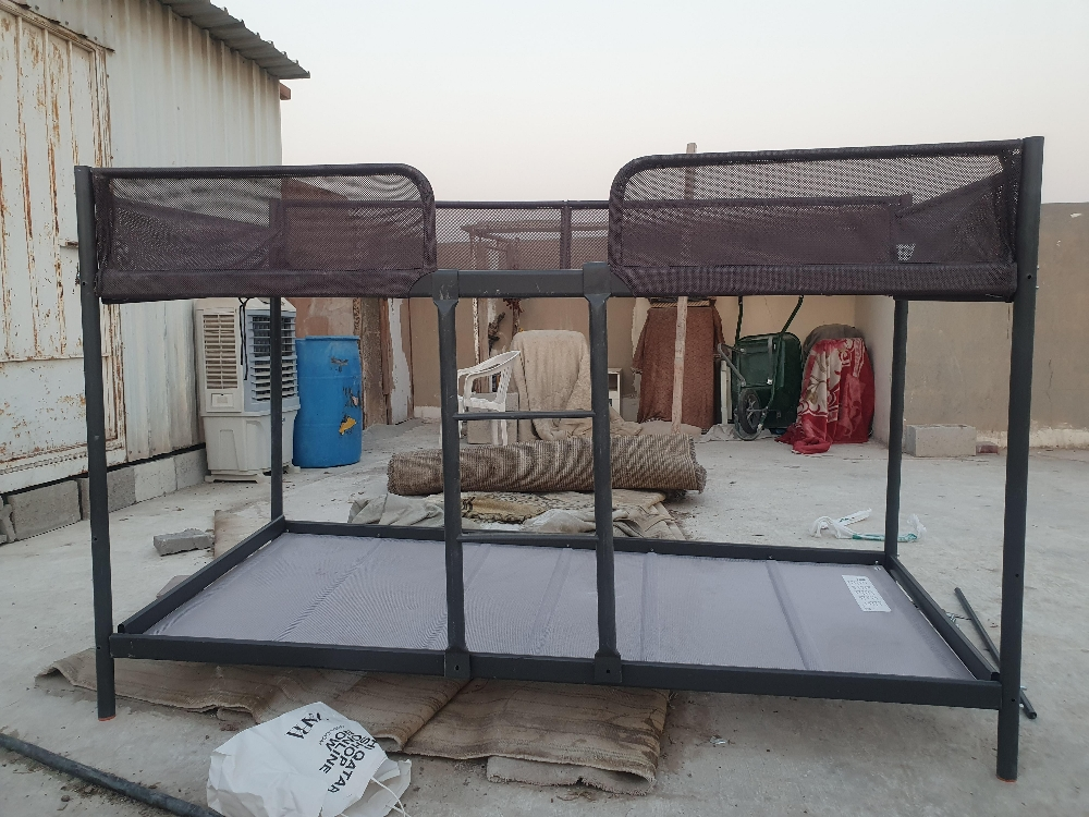٢٠٠ - 3