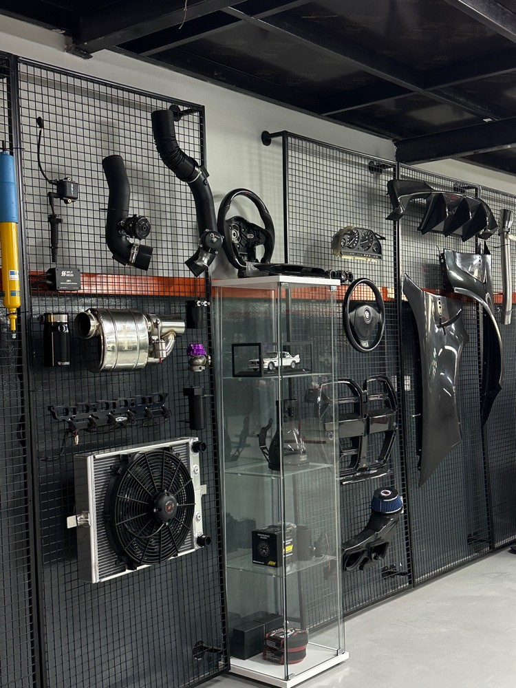 Buzz Performance Tuning Garage  - 6
