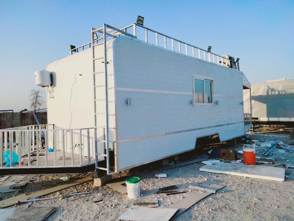 caravan - 4