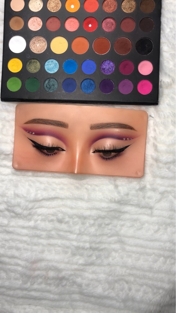 Pro makeup artist - 4