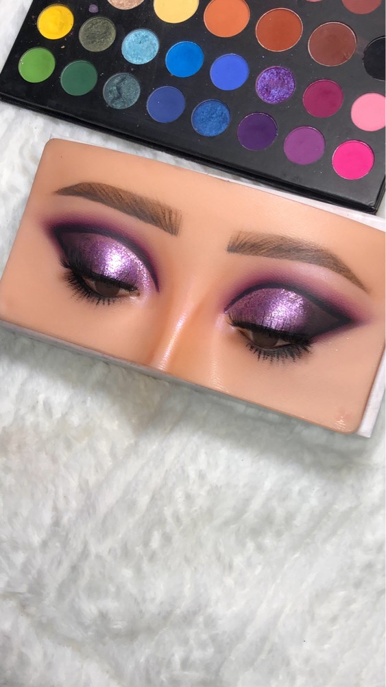 Pro makeup artist - 3