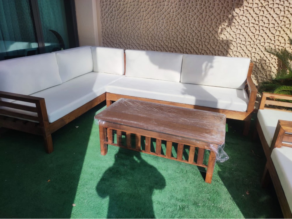 wooden banch - 4
