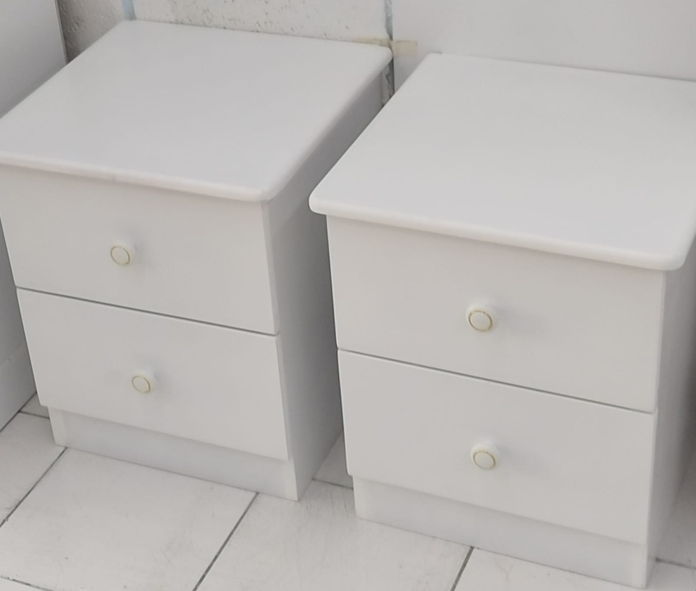 Big cupboard with top. - 11
