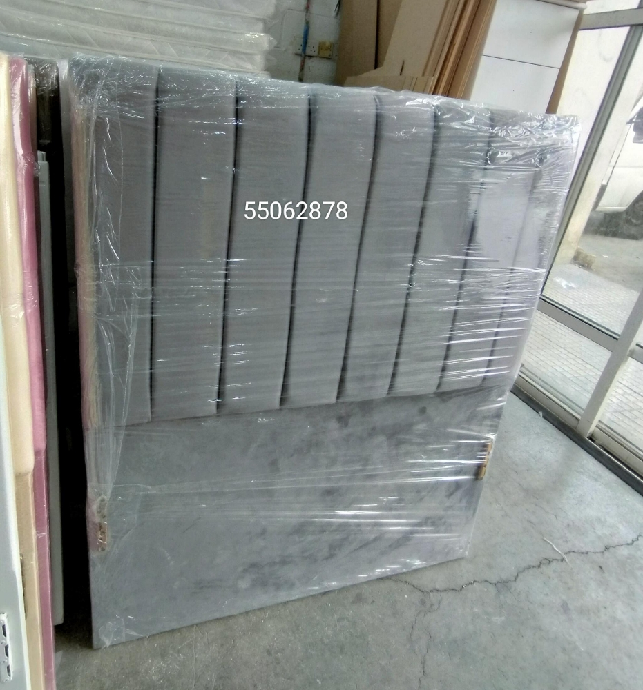 2 + Available colour - 4