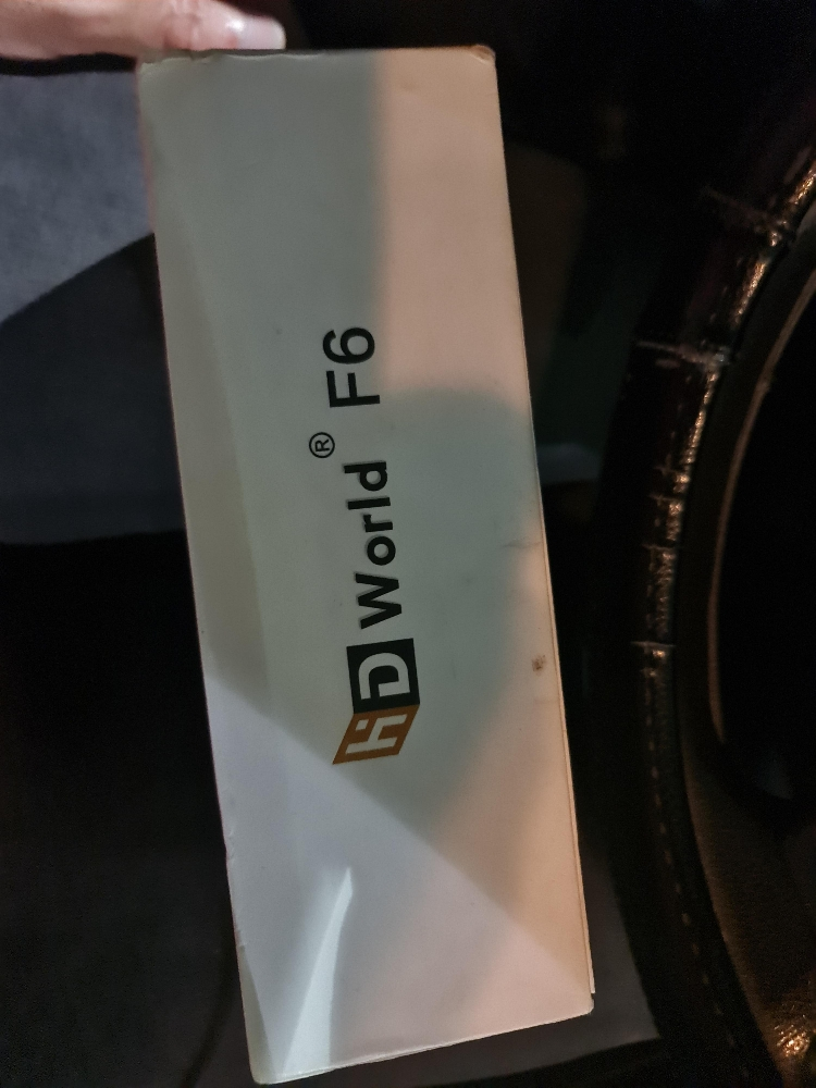 Receiver inside the carton. The c - 3