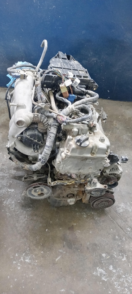 Nissan Sunny 2010 Engine & Gear - 1