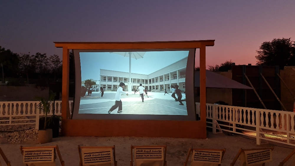 Cinema Projector For rent - 5