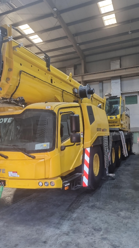 Cranes and Heavy Equip for Rent - 7