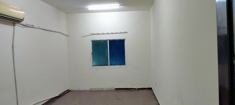 25 Rooms in industrial area - 3