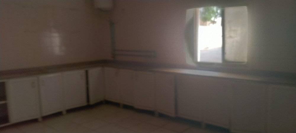25 Rooms in industrial area - 6