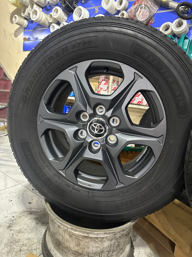 old rim tire original GR sport 18 - 2
