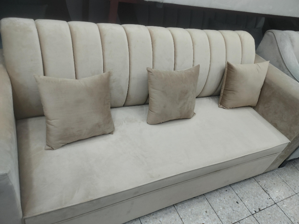 Sofa's set available - 5