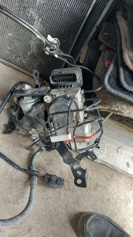ABS Brake Booster Repairing All C - 6