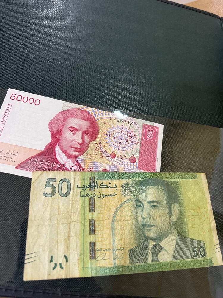 مجموعة عملات ورقيه و معدنيه  - 3