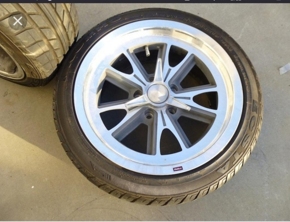 1967 Mustang wheels - 1