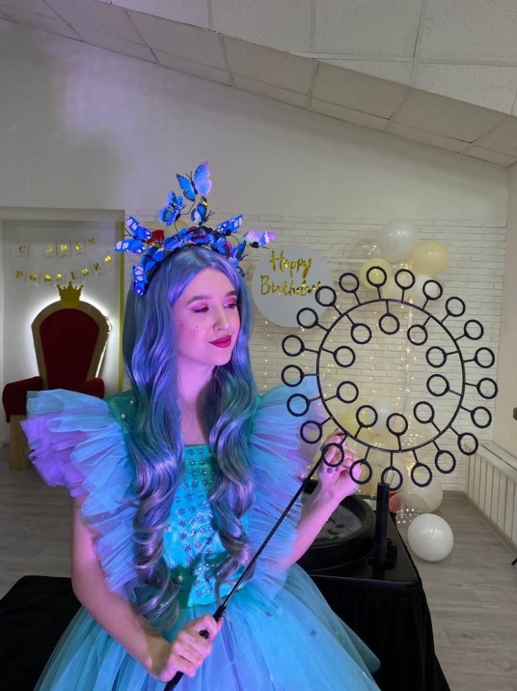 Bubbles show for celebration - 11