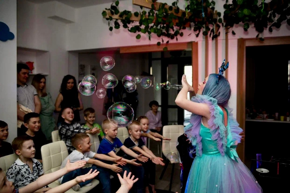 Bubbles show for celebration - 10