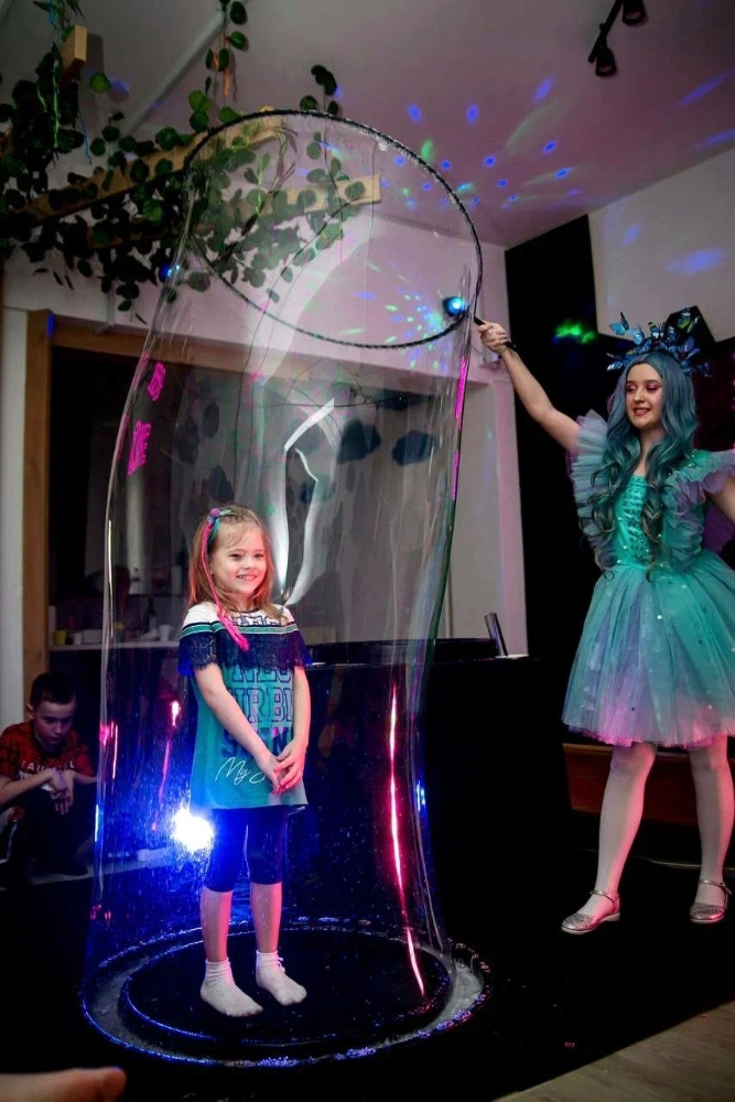 Bubbles show for celebration - 5