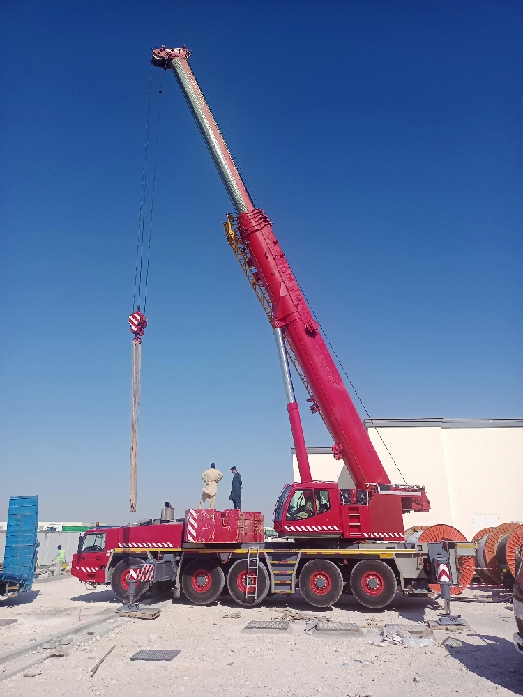 manlift forklift Crane - 5
