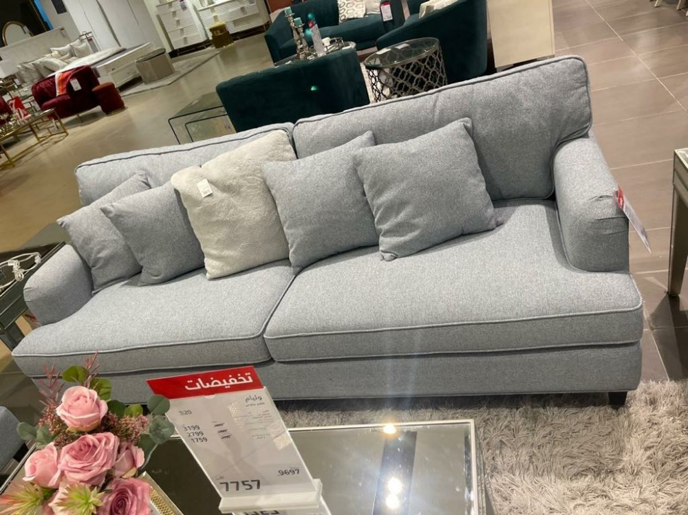 FOR  sale sofa sat - 8