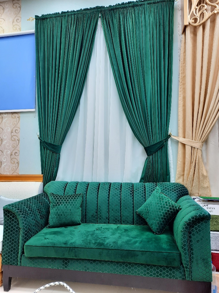 تلبيس كنب
سجاد و ستائر
ورق جدران - 1