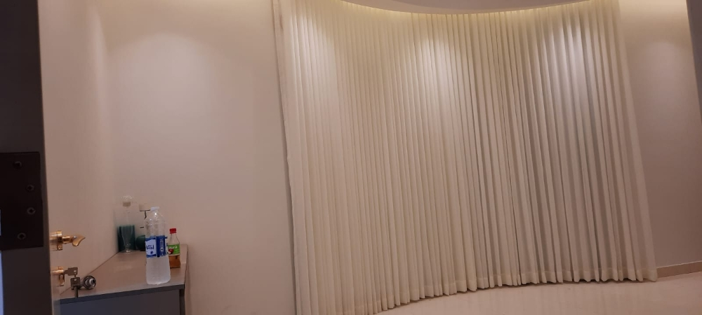 Curtains Fitting  Curtains Maker - 3