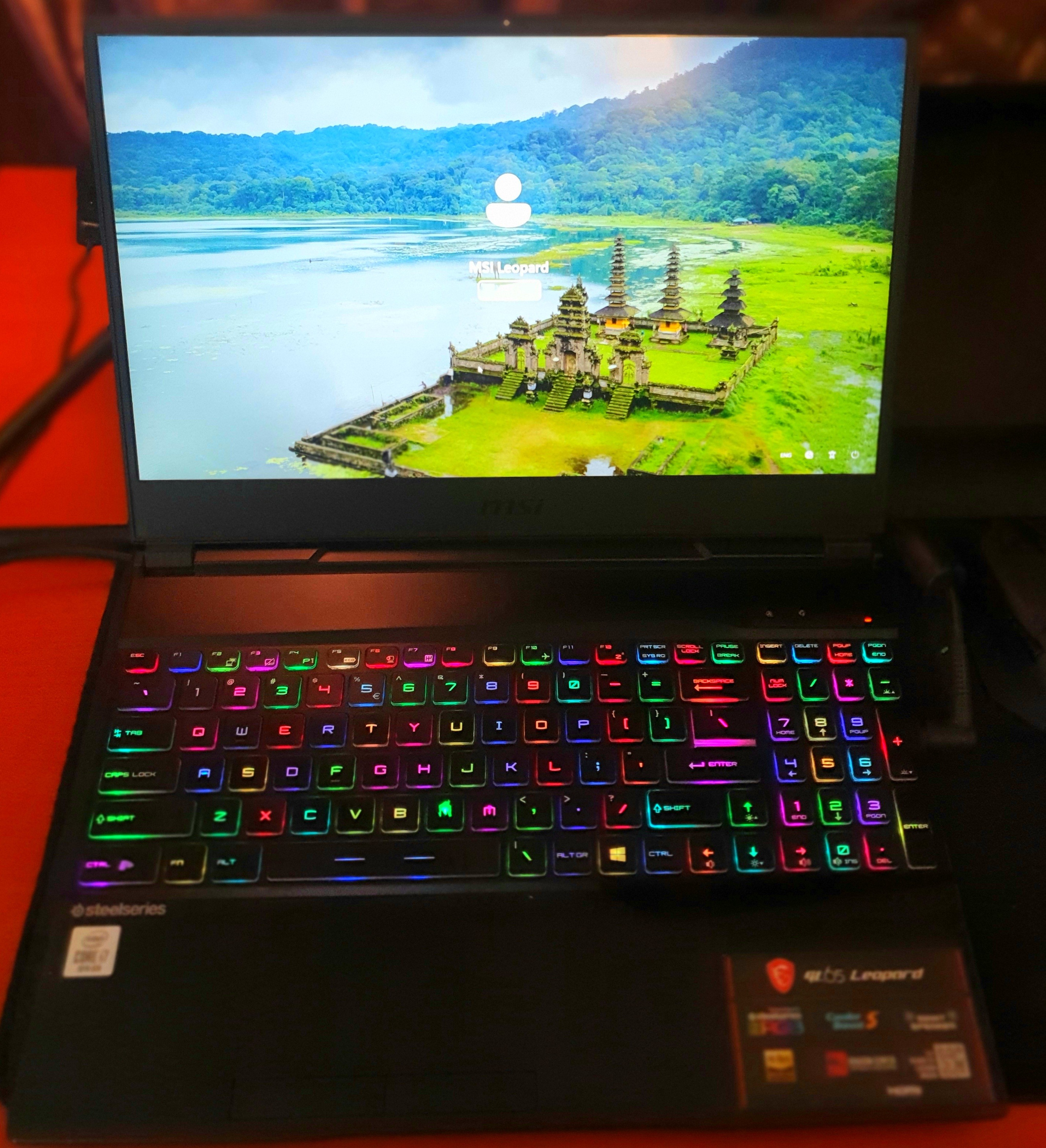 MSi GL65SFK Gaming laptop - 5