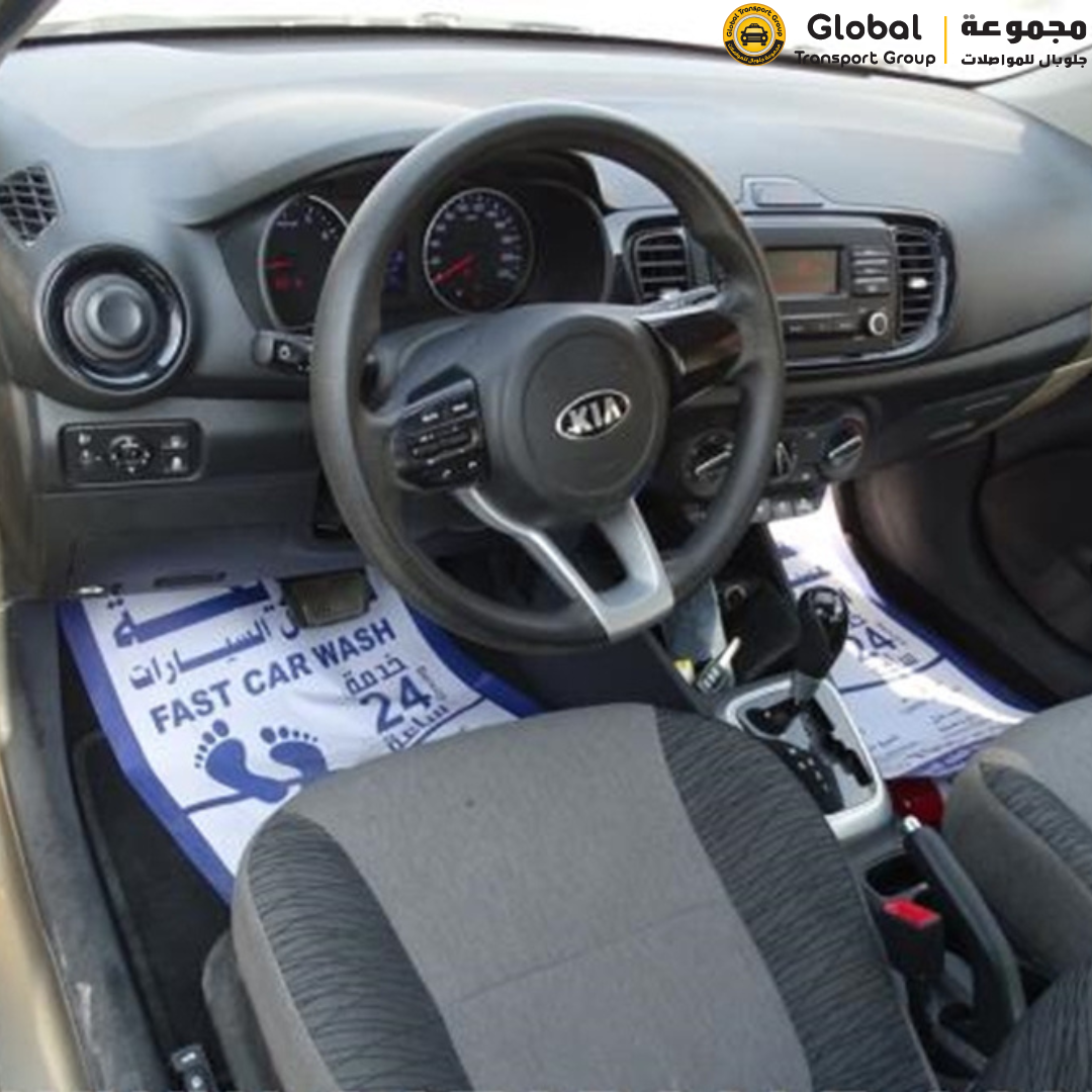 Kia Pegas Sedan Gold - 3