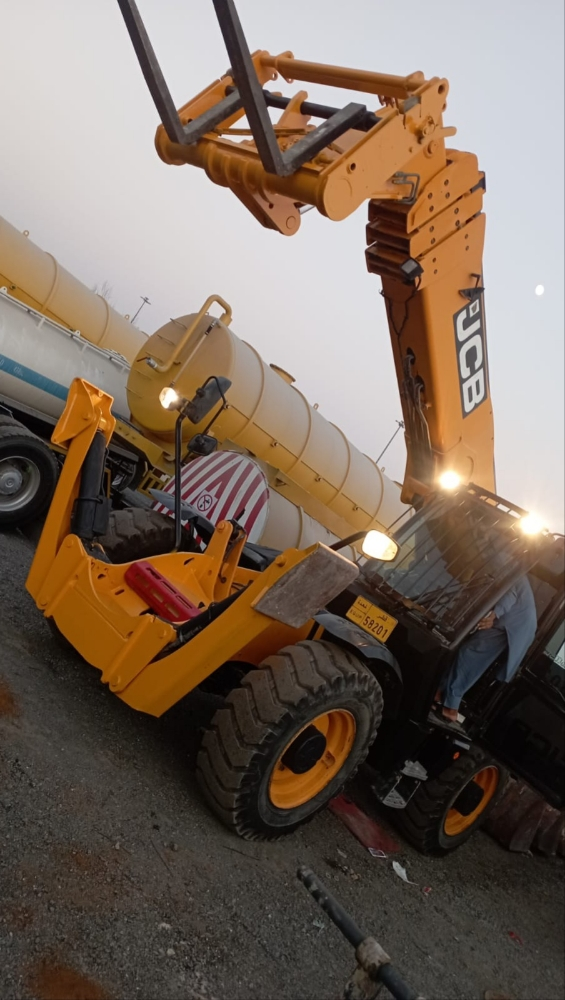 Accelerater, Excavator - 4