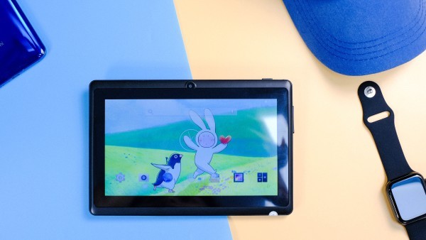Modio M1, 4GB and 64 GB Memory - 2