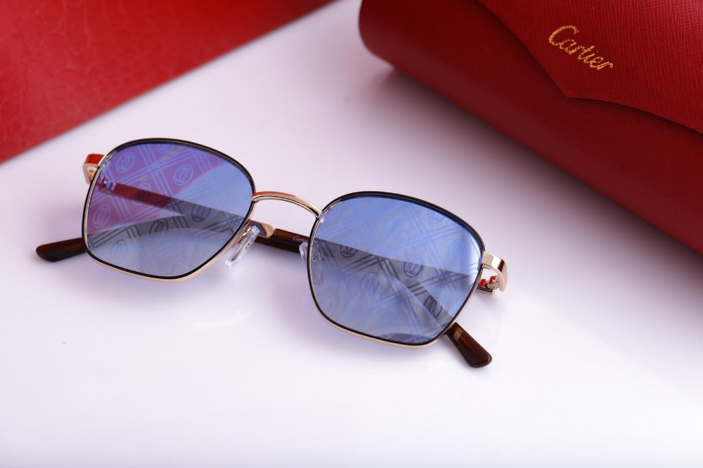 نظارات حريمي مميزه من كارتير - 10