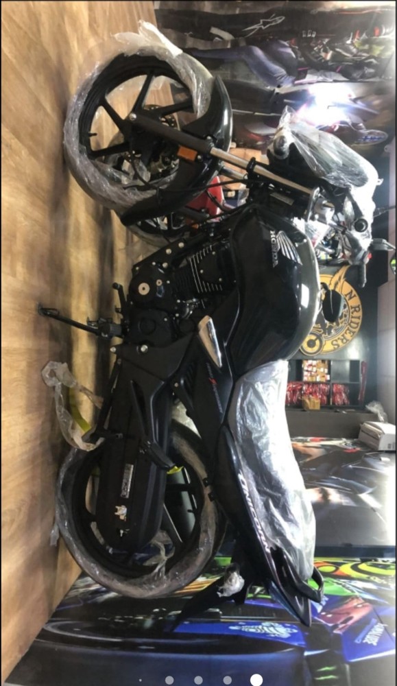 Yamaha FZ S V3 - 6