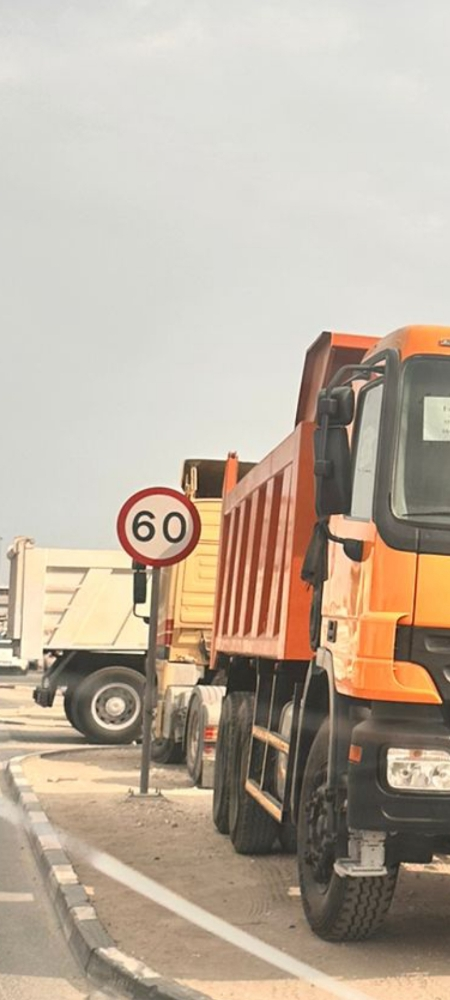 DUMP TRUCK 19 CUBIC FOR RENT - 1