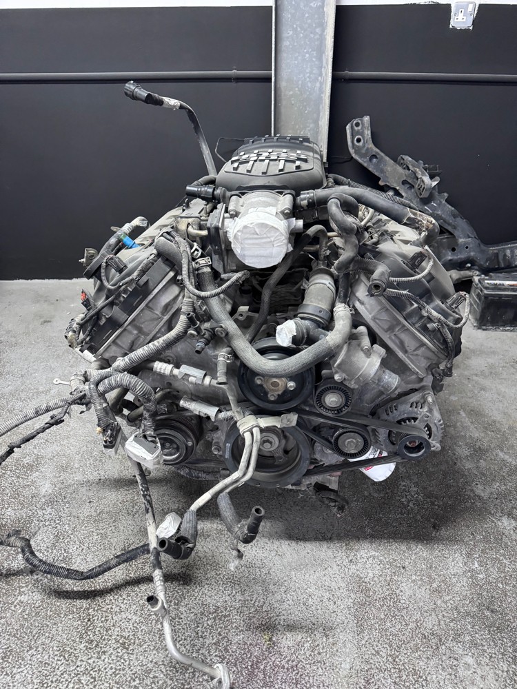 2014 Mustang Gt engine  - 2