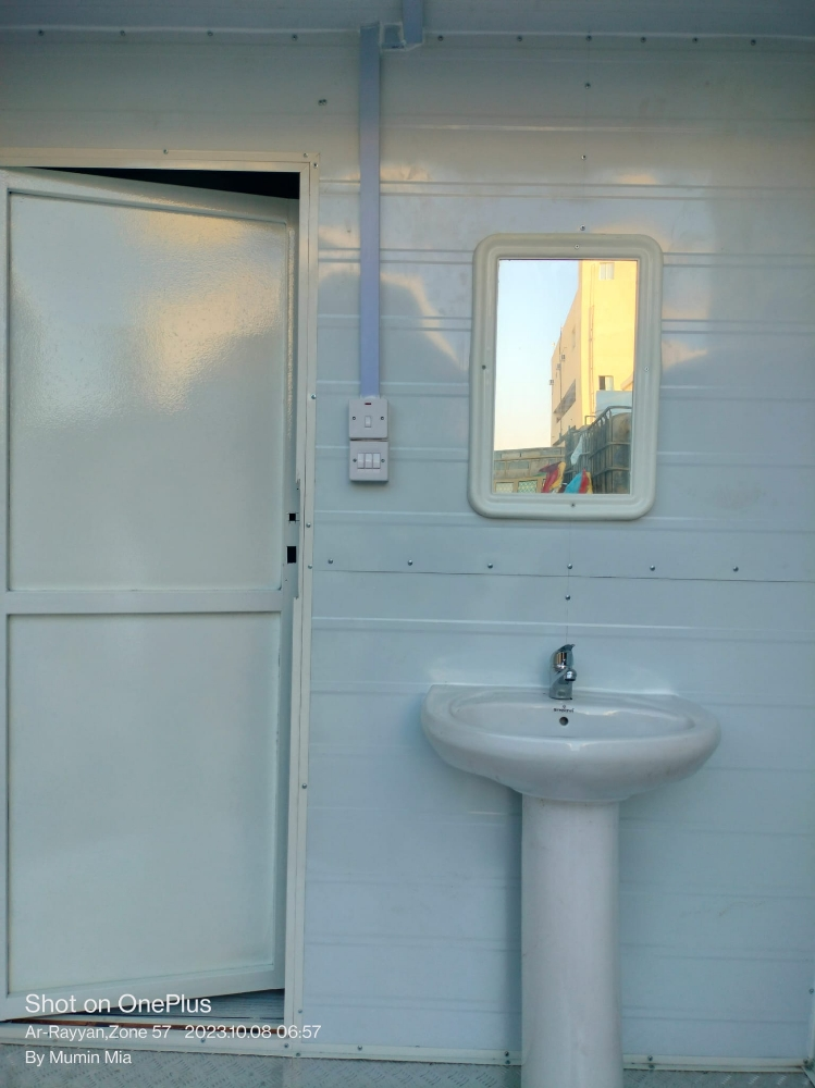 cabin, kitchen, toilets goo price - 6