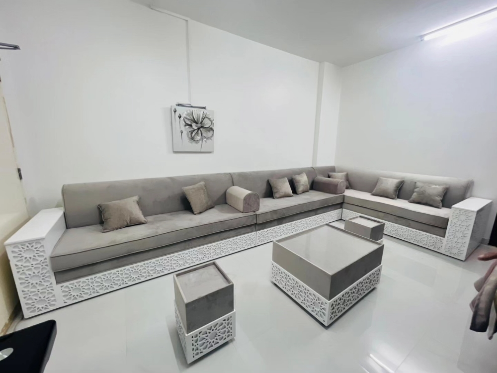 بيع السجاد والموكيت والستائر
تفص - 4