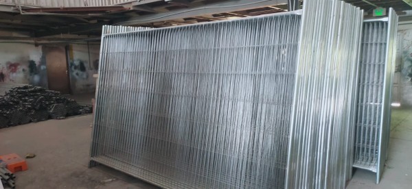 Fence Material / Crowd Barriers Supplier - 2