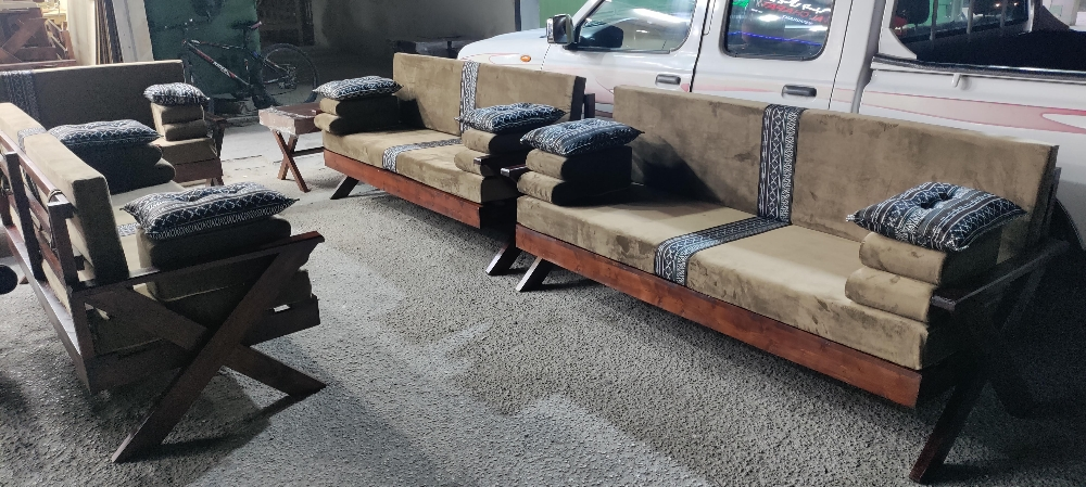 Chair and mattress - 6