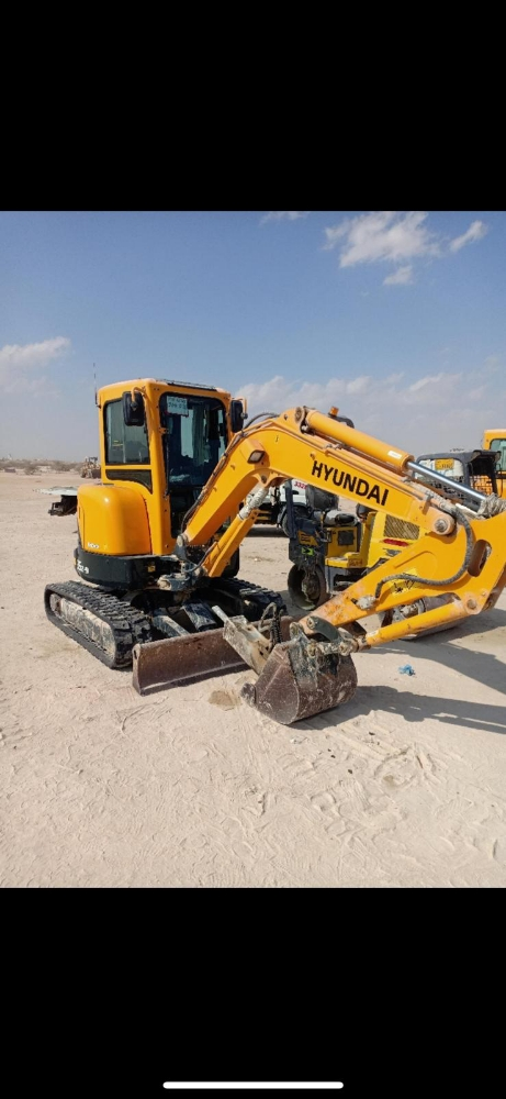 mini excavator 3.5 - 1
