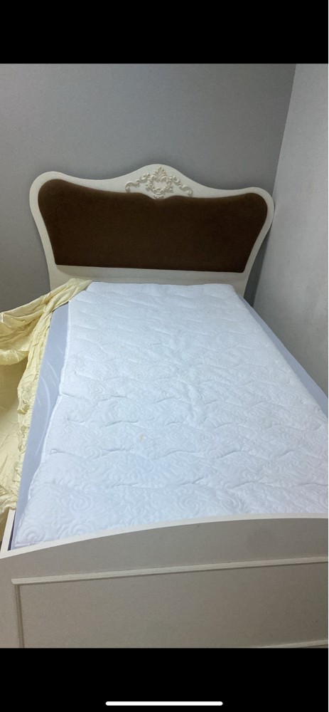 BEDROOM - 1