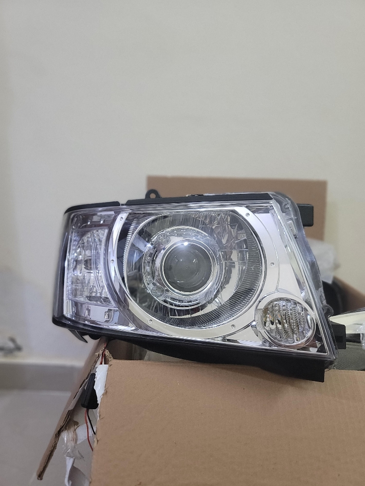 Safari Patrol 2008 - 2015 Lamp - 5
