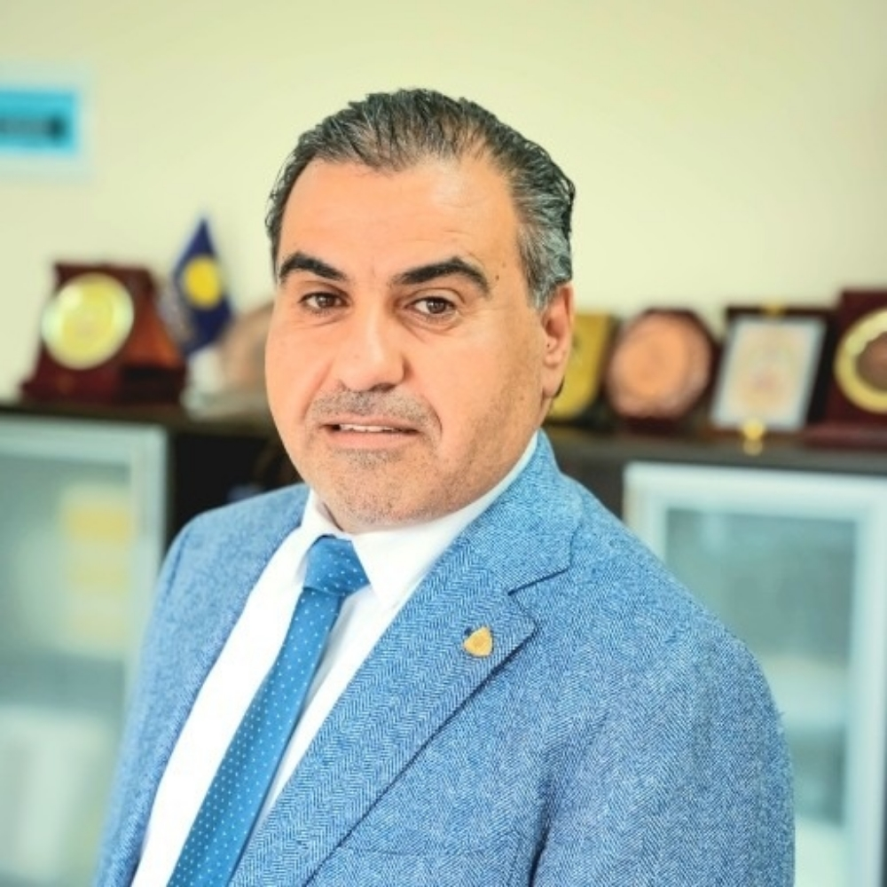 مستشار قانوني ابحث عمل /تعاون  - 1