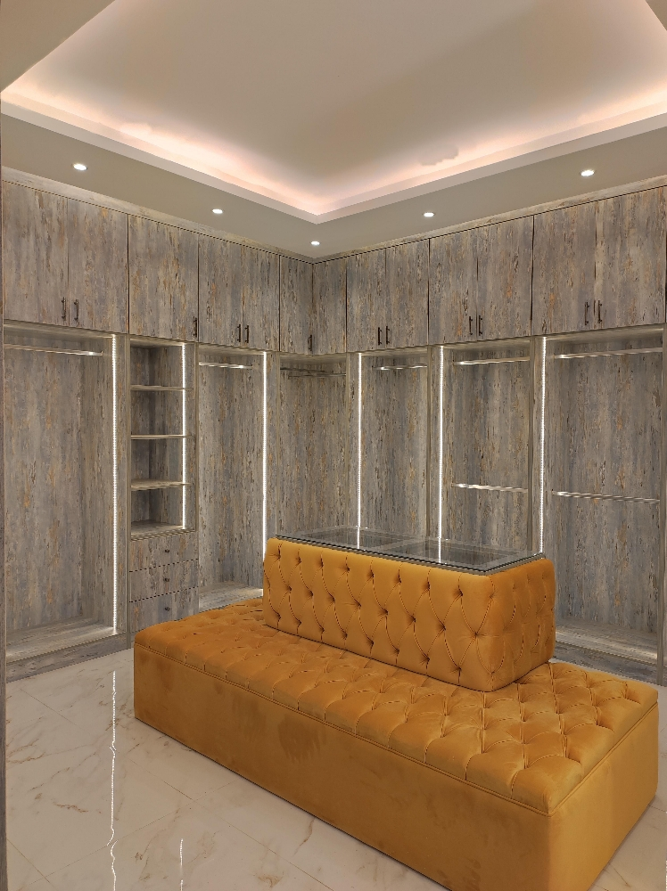 Wardrobes, kitchens and decoratio - 4